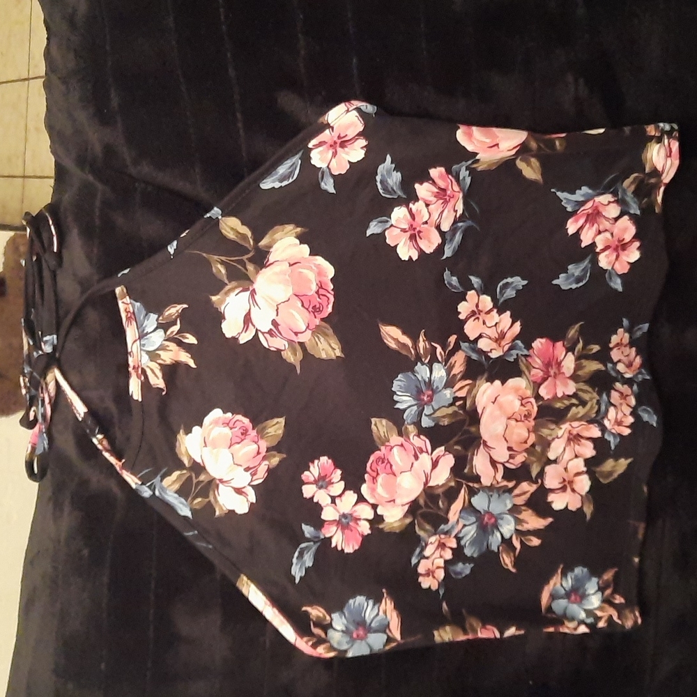 Floral halter top